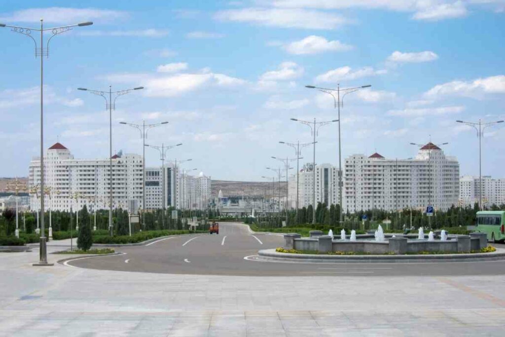 Around empty Ashgabat city