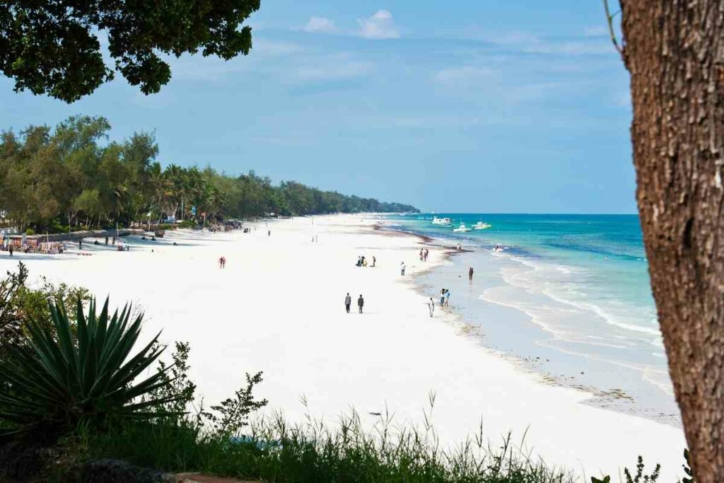 Visit Kenyan beaches time of the year