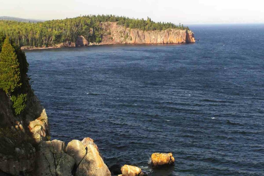 Hiking trails Two Harbors Minnesota