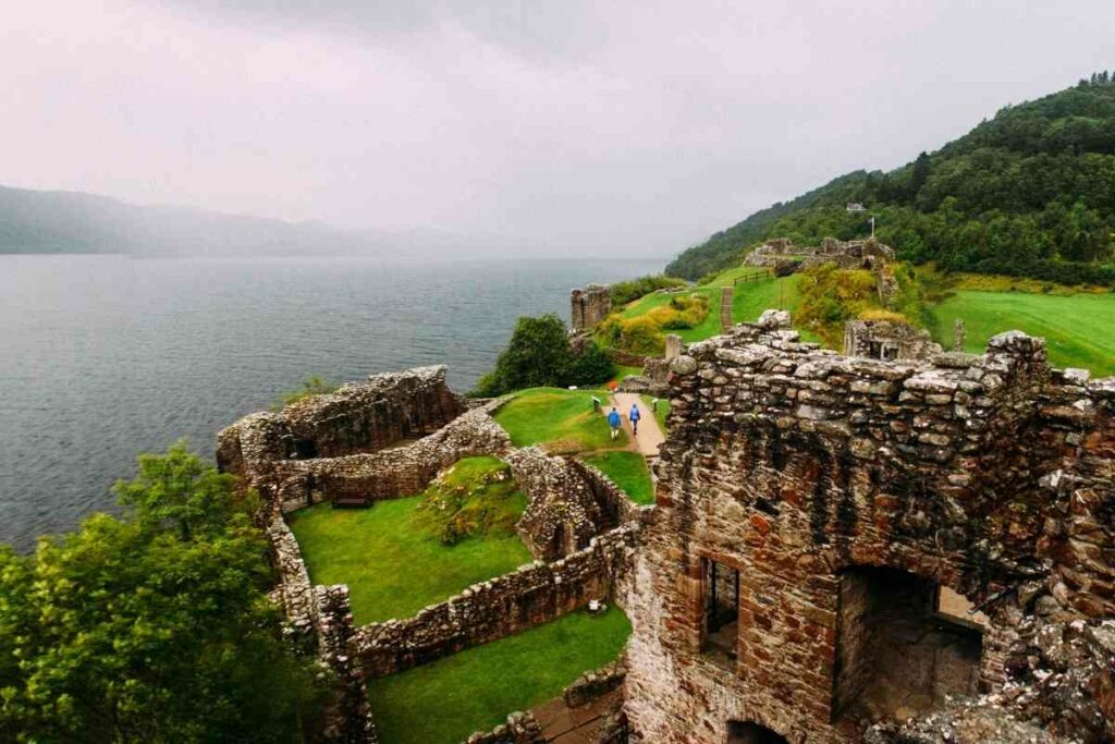 Scotland Urquhart castle ruins