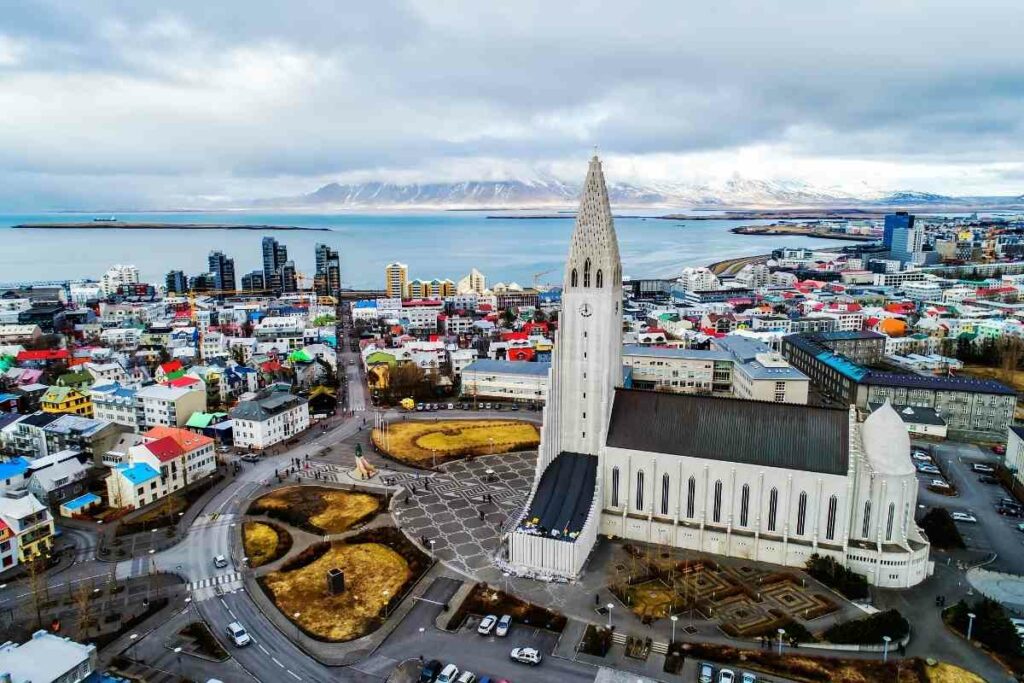 Budget traveling Iceland