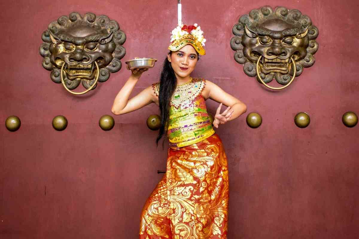 What is the Language of Bali, Indonesia?