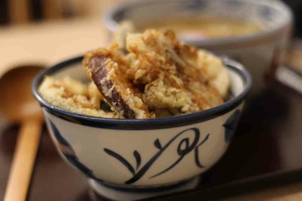 Tasting Yasai tempura dish