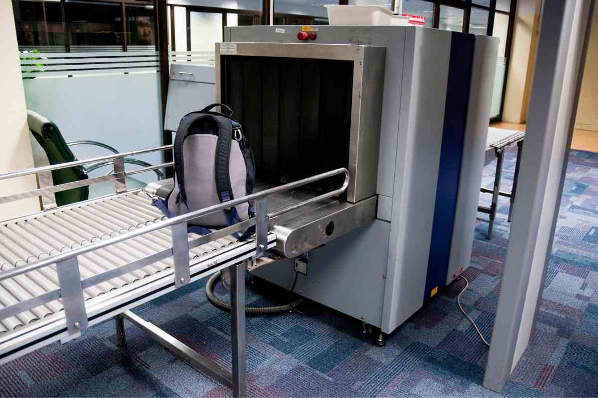 What Can Airport Baggage Scanners See?