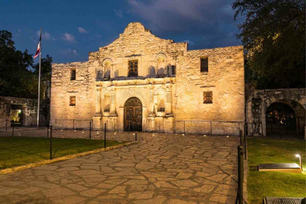 Alamo San Antonio tour