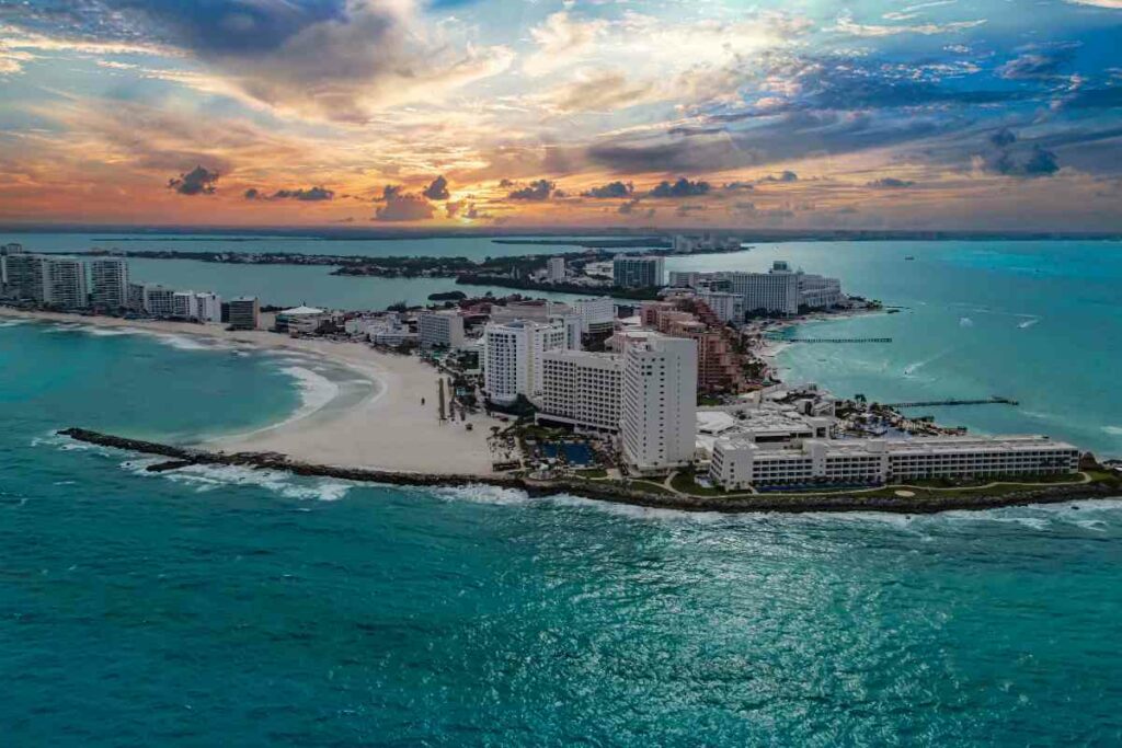 Cancun hotels area