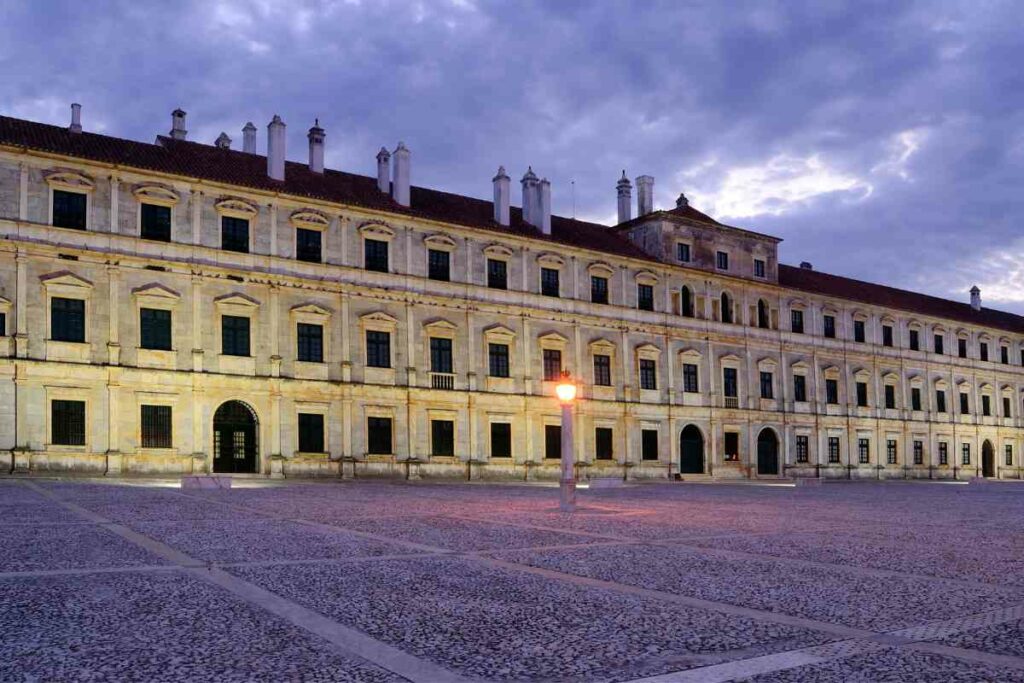 Ducal Palace at night