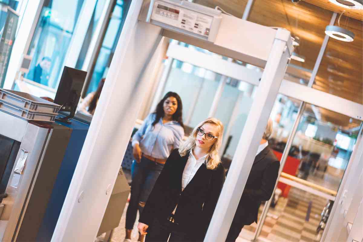 What Can Airport Baggage Scanners See?