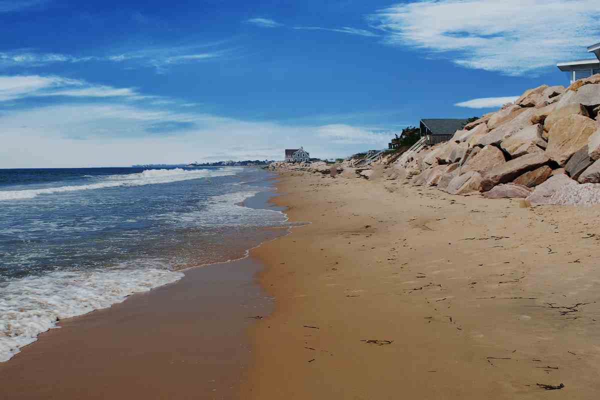 Best Beaches in Newport, Rhode Island, to Swim and Surf