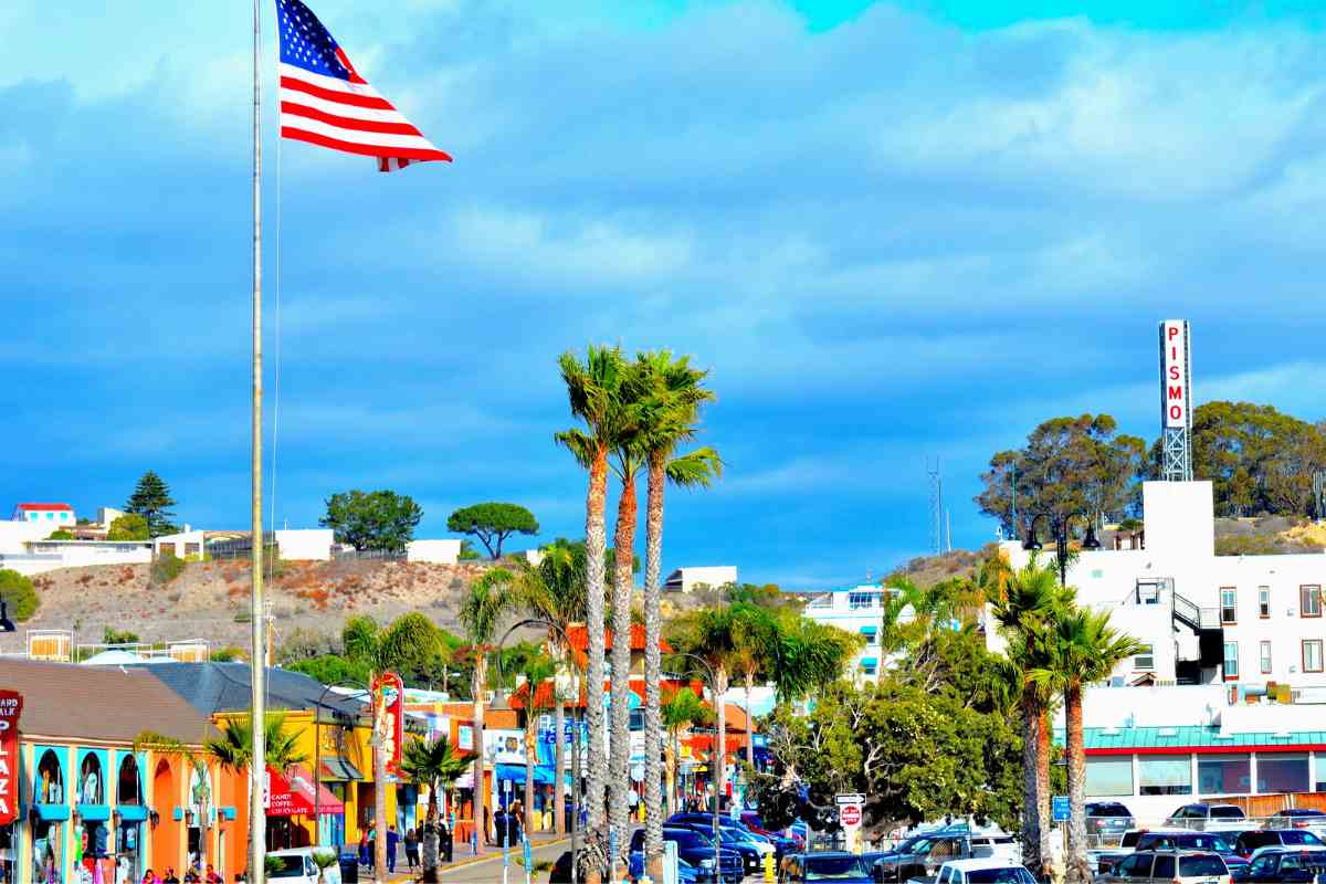Pismo Beach vs. Morro Bay Which is the Better Travel Destination?