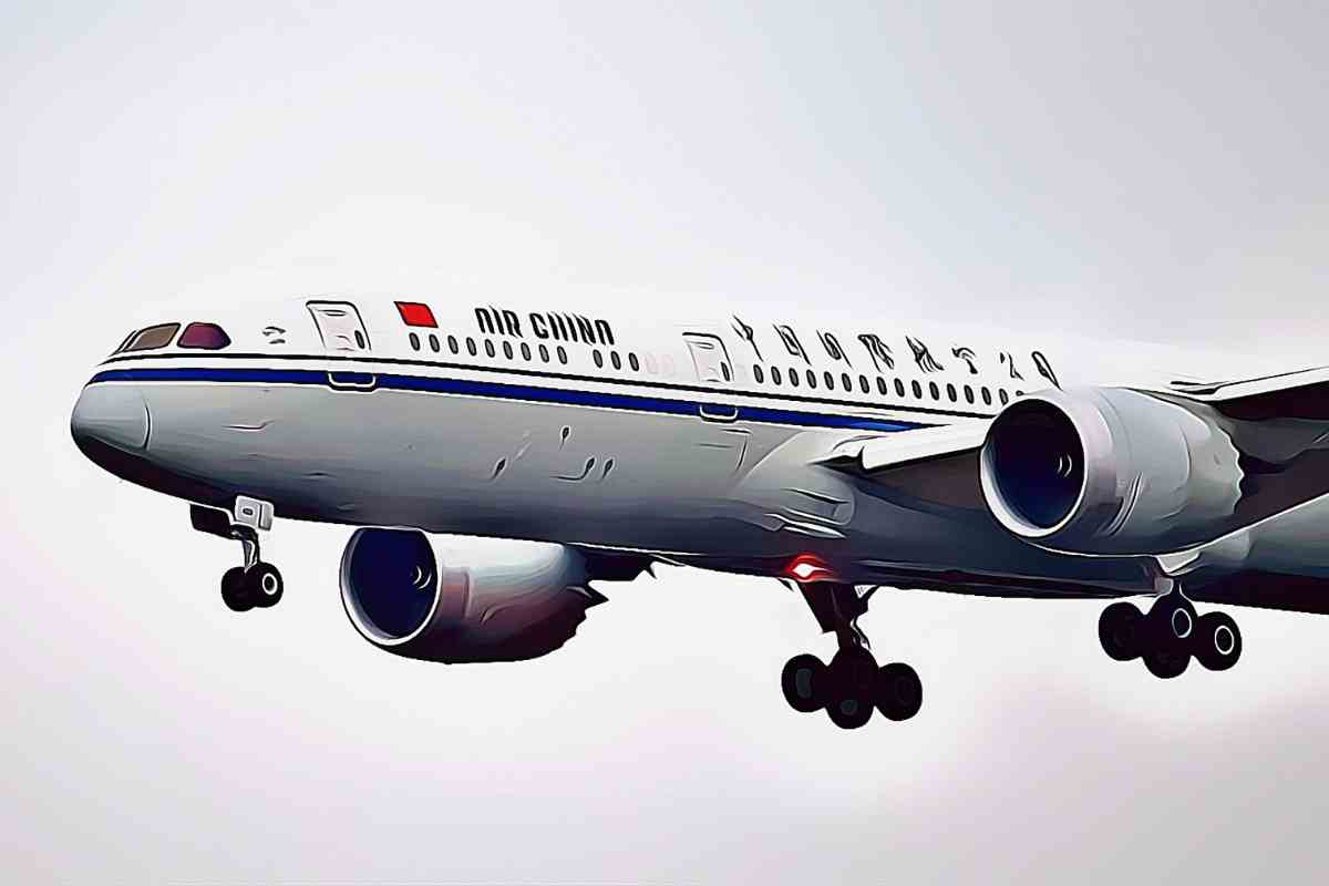 News China Scraps Quarantine for International Travelers from Jan 8