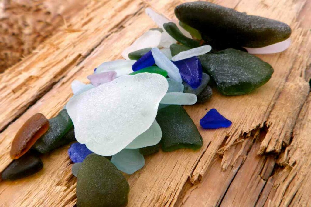 Collecting sea glass reasons