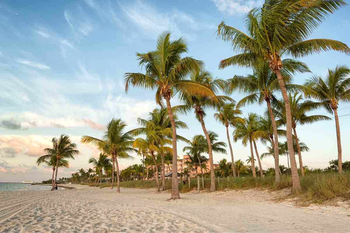 The Battle of the Beaches: Sanibel Island vs. Key West