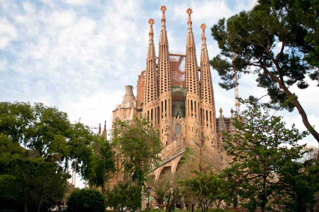 Visit Sagrada Familia