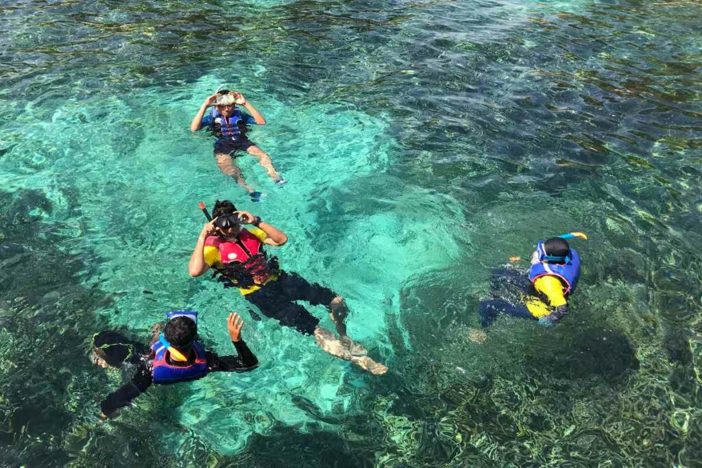 Tips for Swimming and snorkeling in Zanzibar