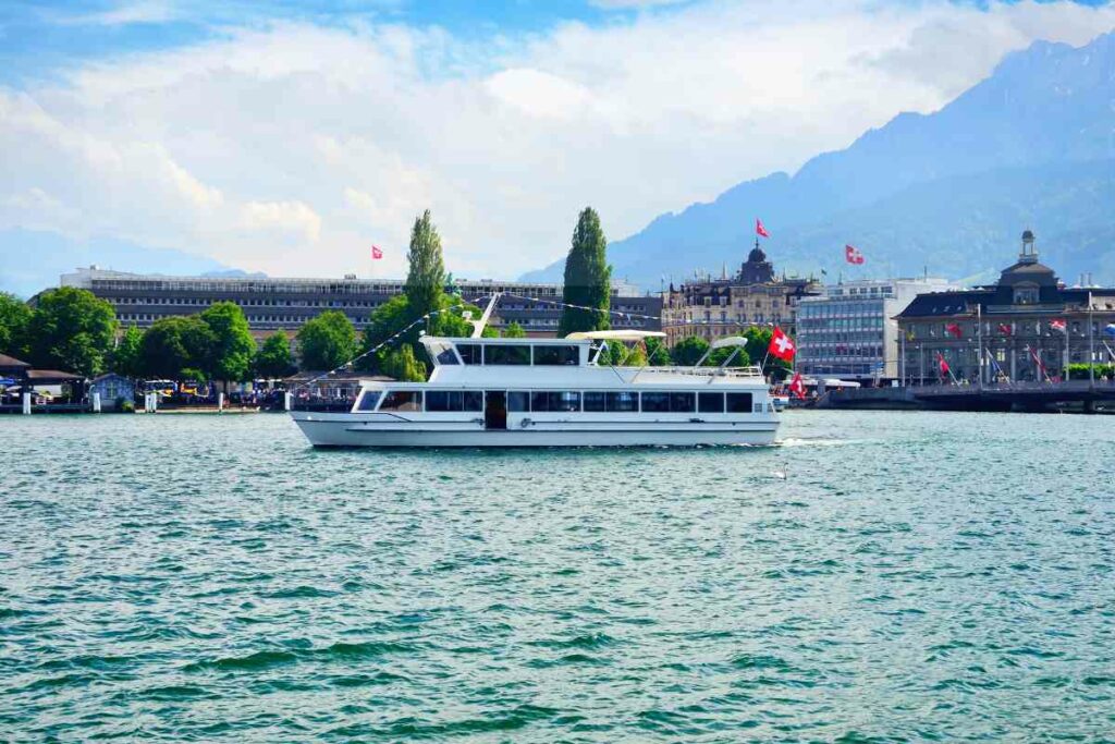 Visit Lake Lucerne, Switzerland by car