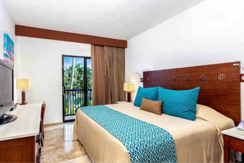 @booking.com The Villas at The Royal Cancun - All Suites Resort