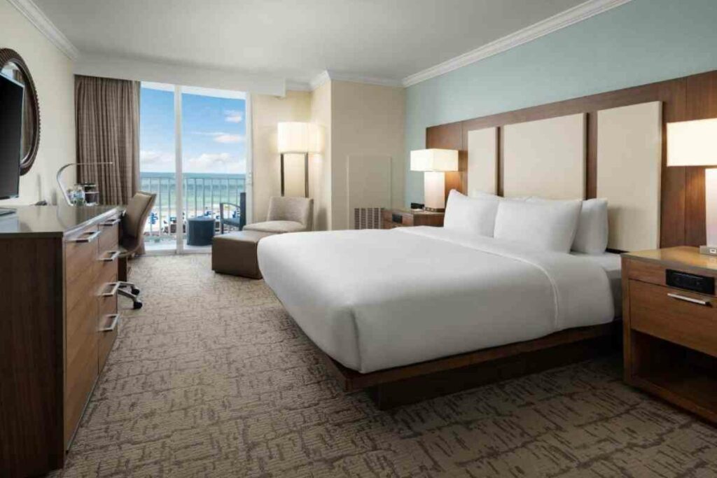 Hilton Clearwater Beach Resort and Spa room