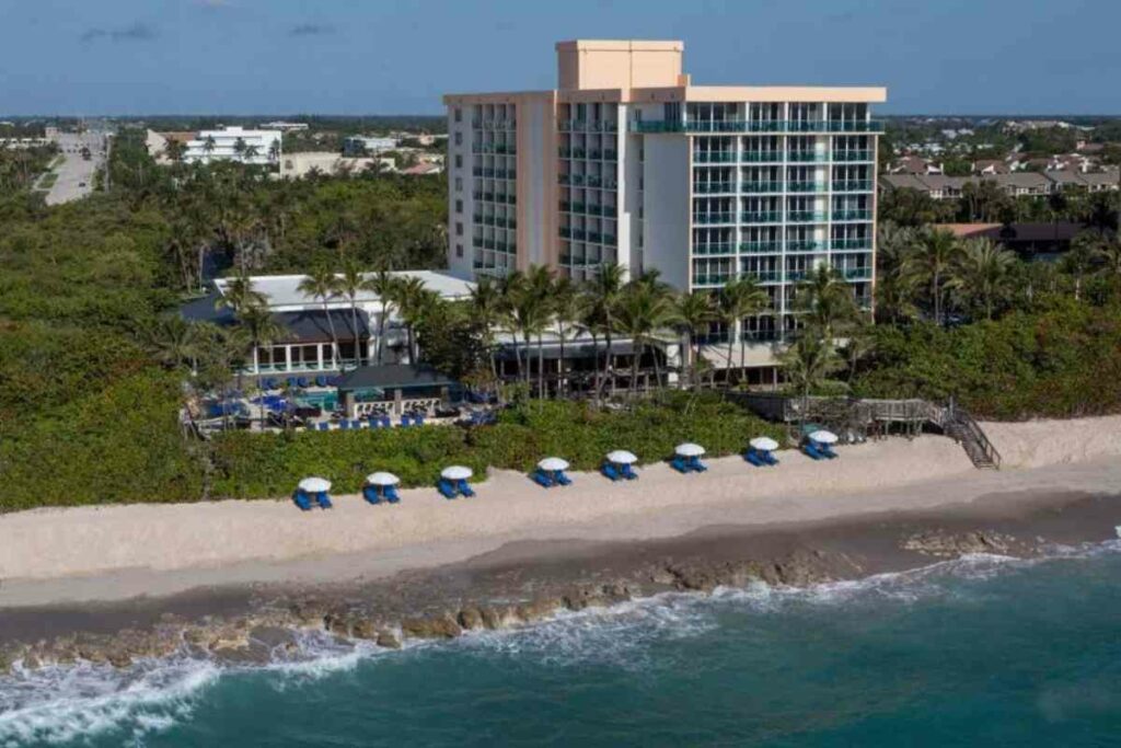 Jupiter Beach Resort & Spa hotel