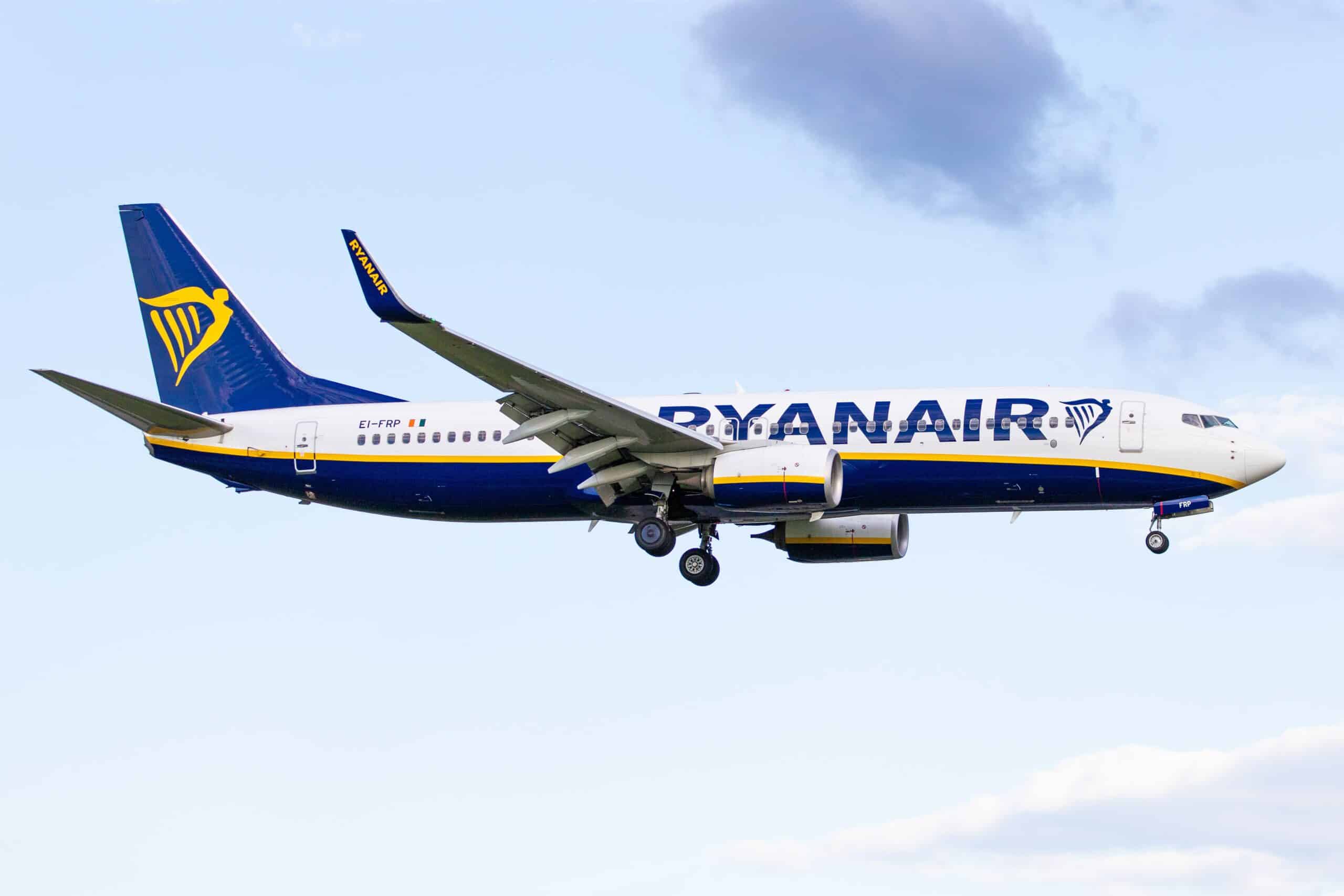 Do Ryanair Provide Headphones? In-Flight Entertainment Uncovered