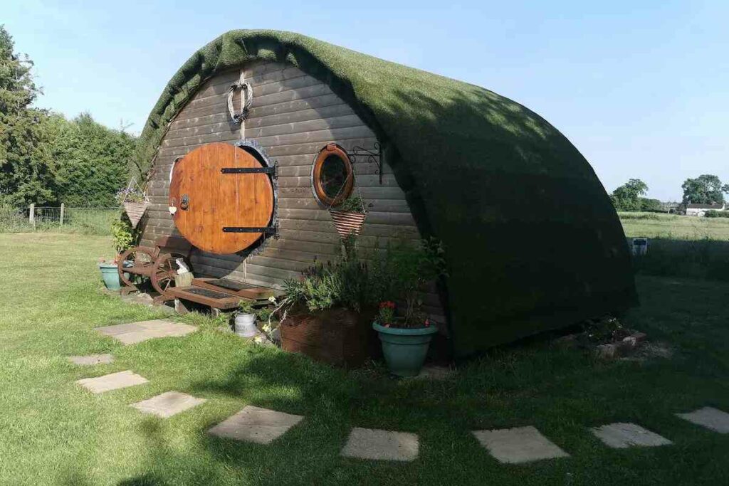 Magical Hobbit Retreat, Cheshire East