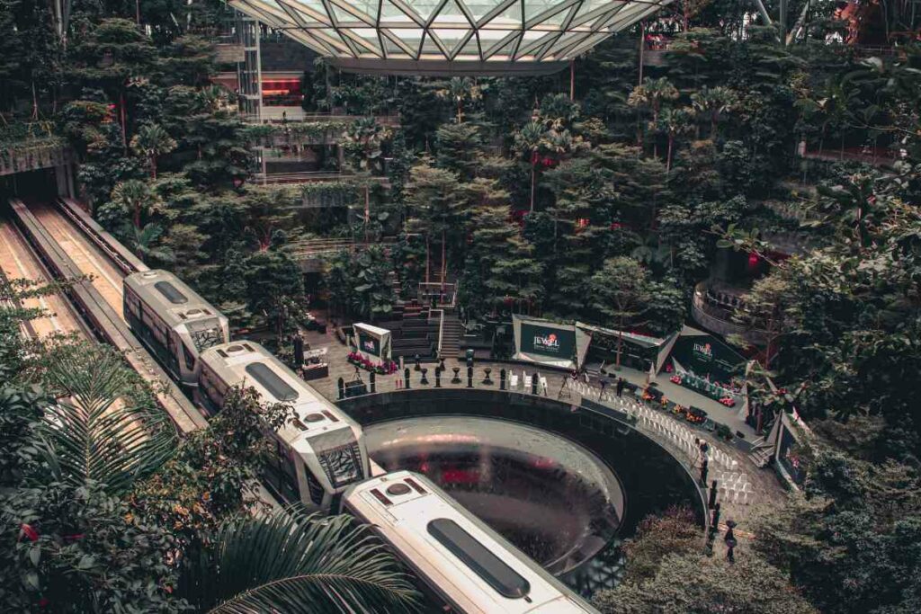 Singapore airport is open all night every day