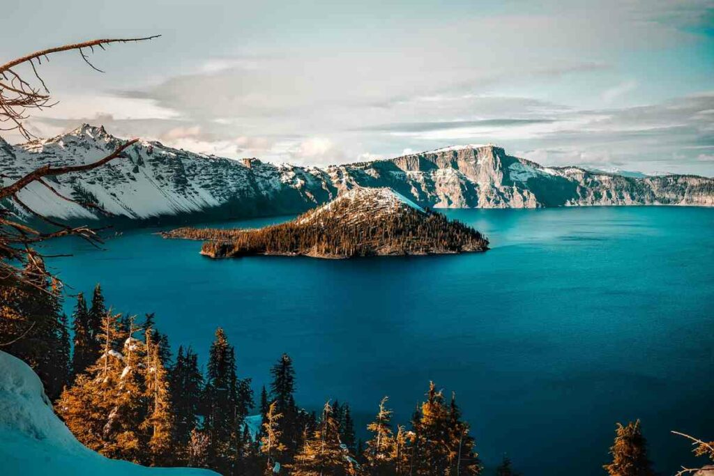 Beautiful Crater Lake, Oregon