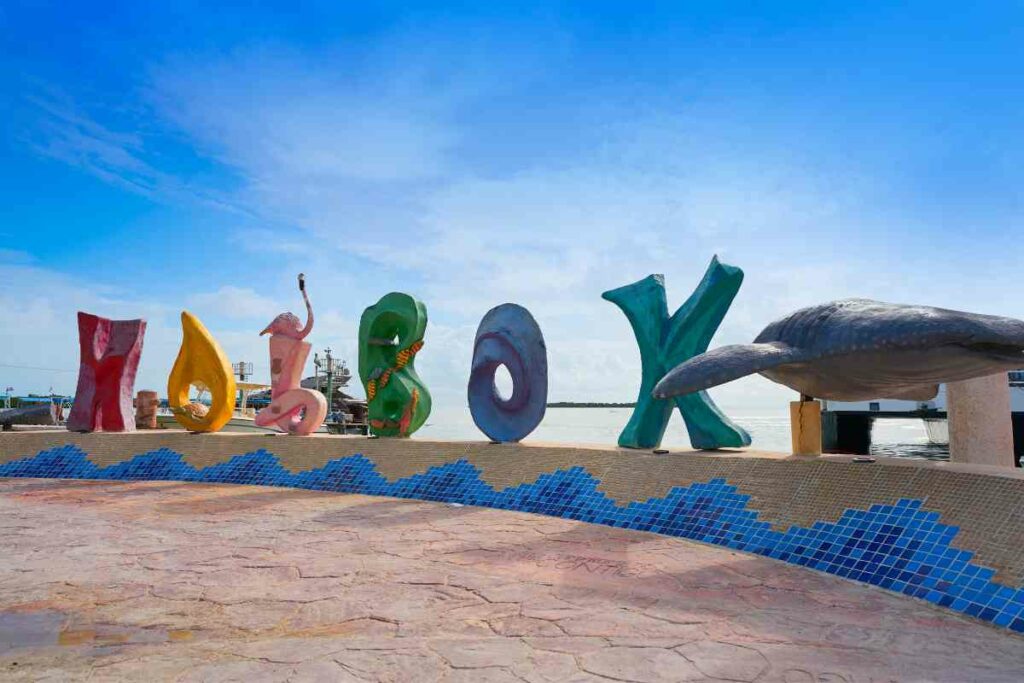 Holbox sign