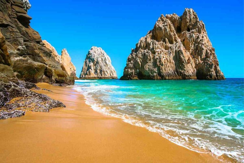 When Is the Best Time to Visit Cabo San Lucas?