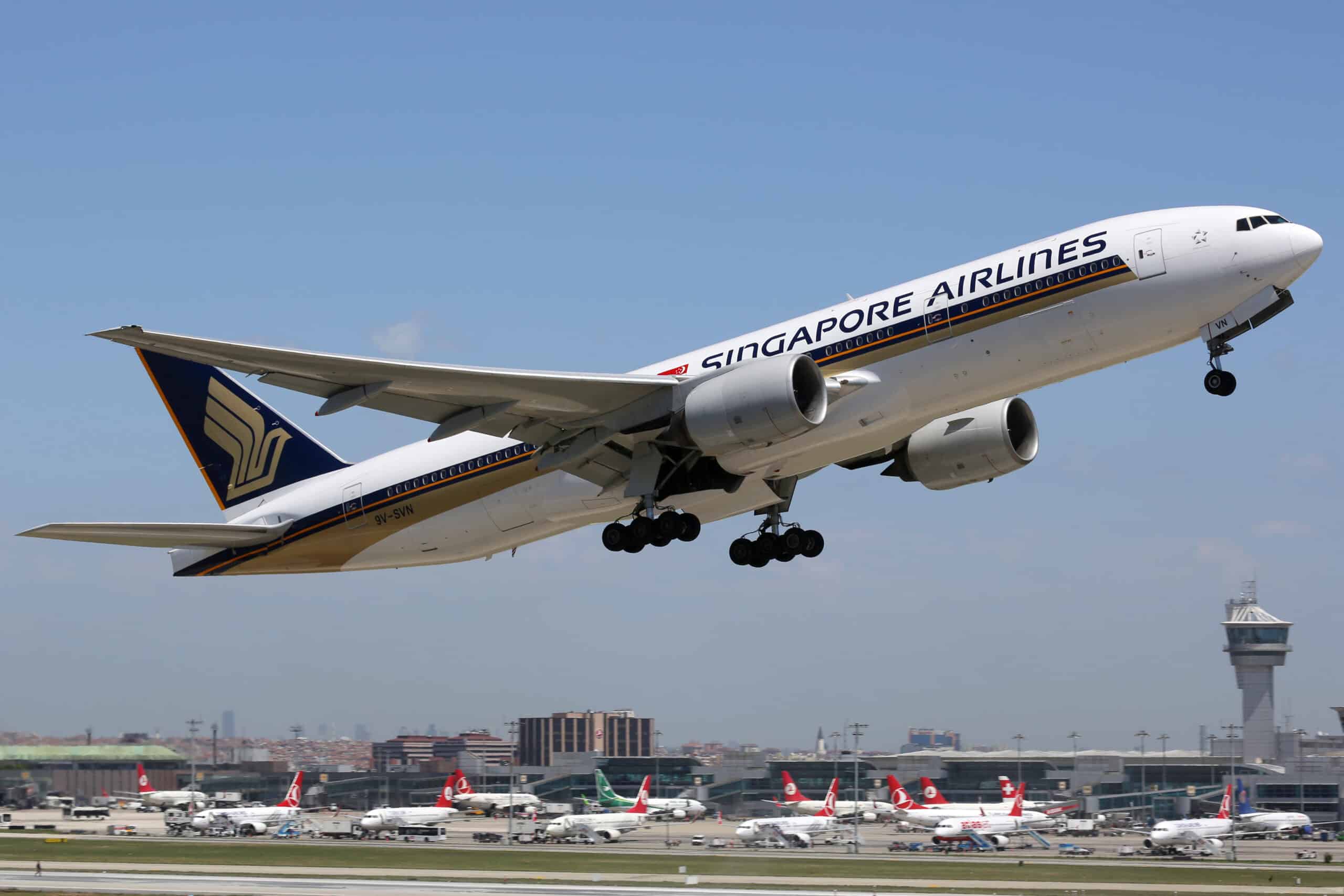 Do Singapore Airlines Provide Headphones? In-Flight Essentials Explained