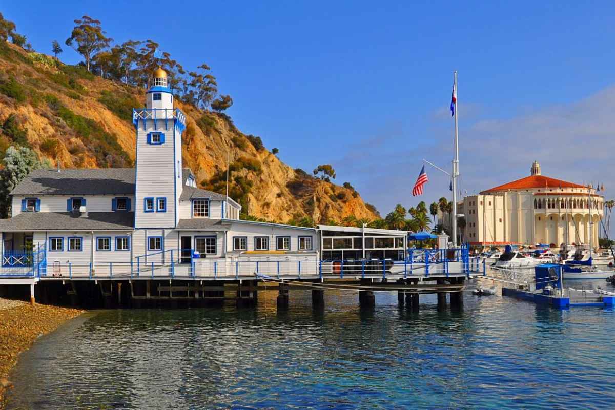 How Long is the Ferry from California to Catalina Island?