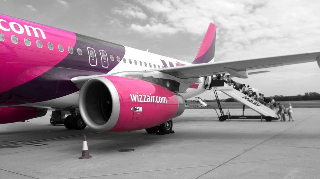 wizzair aircraft