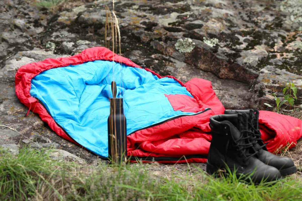 Differences Backpacking Quilts & Sleeping Bags