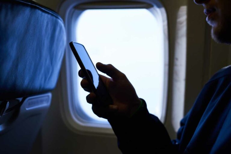 Does JetBlue Have WiFi? In-Flight Connectivity Facts